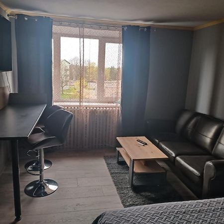 Pasaku Apartaments سيسيس المظهر الخارجي الصورة