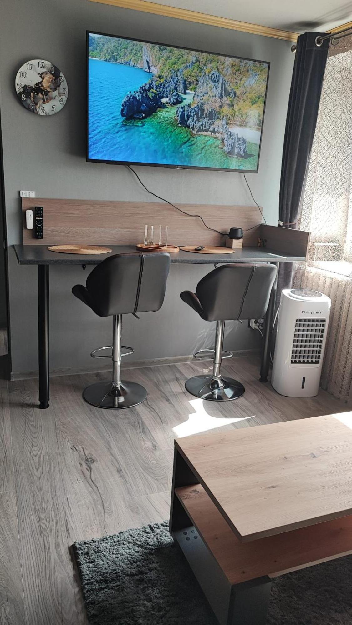 Pasaku Apartaments سيسيس المظهر الخارجي الصورة
